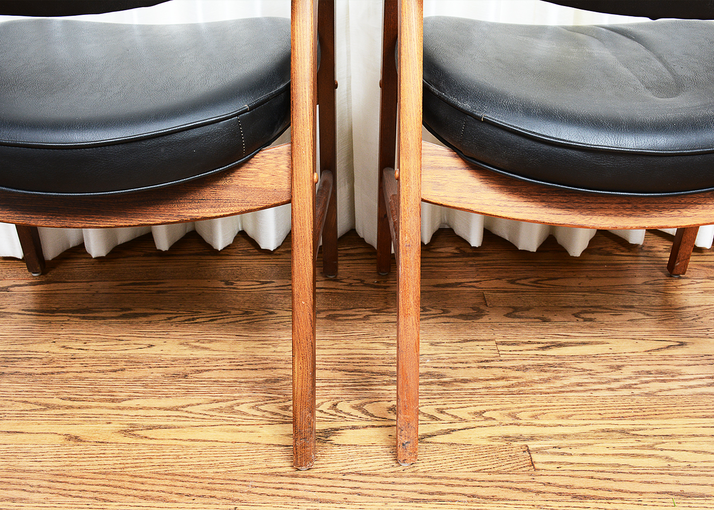 Two Early 1960s Murphy Miller Mid Century Modern Chairs