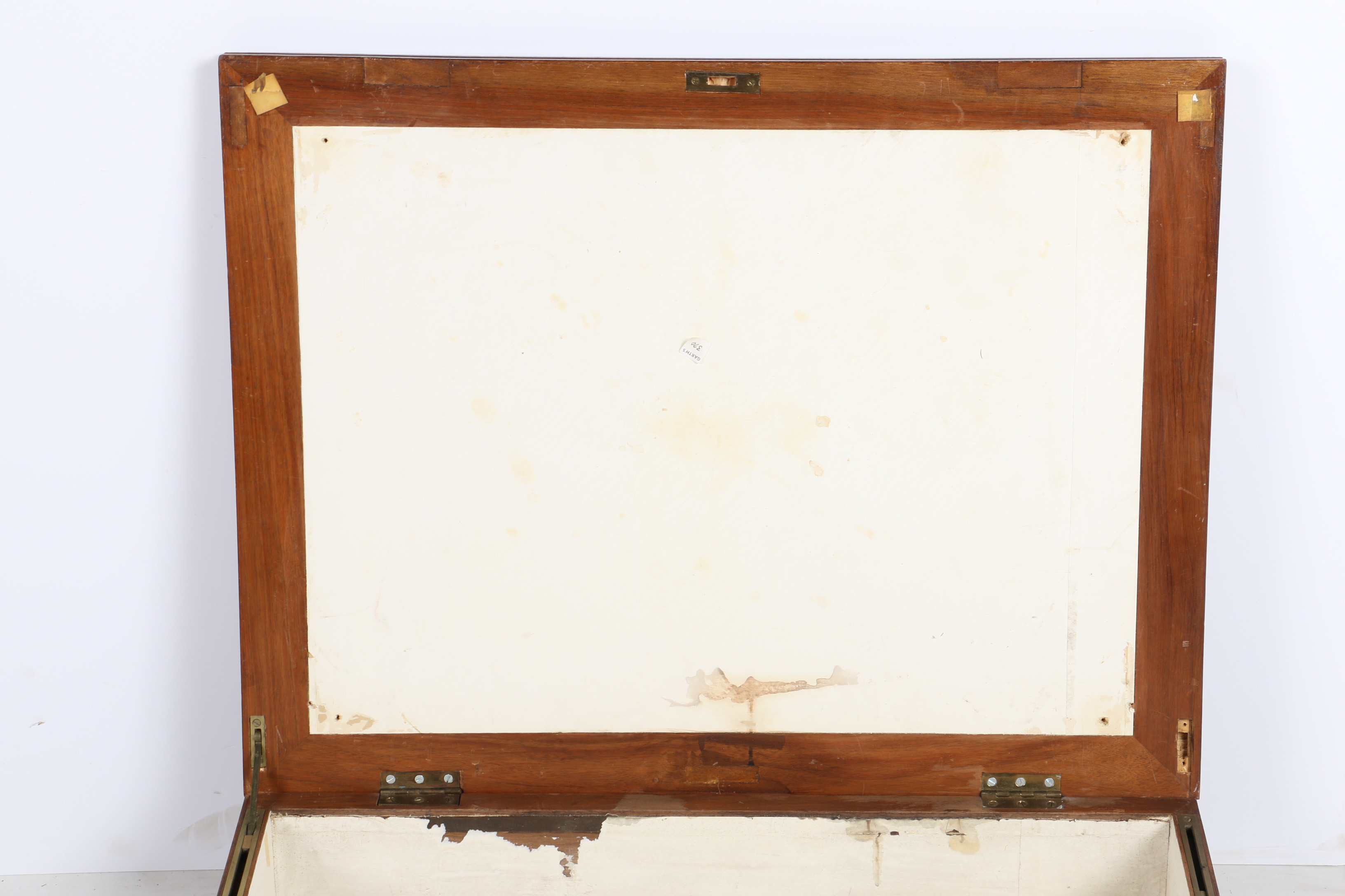 Rococo Style Hinged-Lid Box With Vernis Martin Decoration