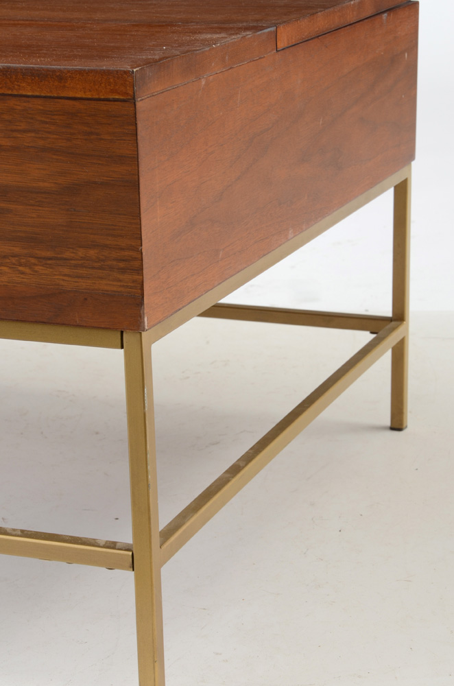 Modern Style Adjustable Height Coffee Table