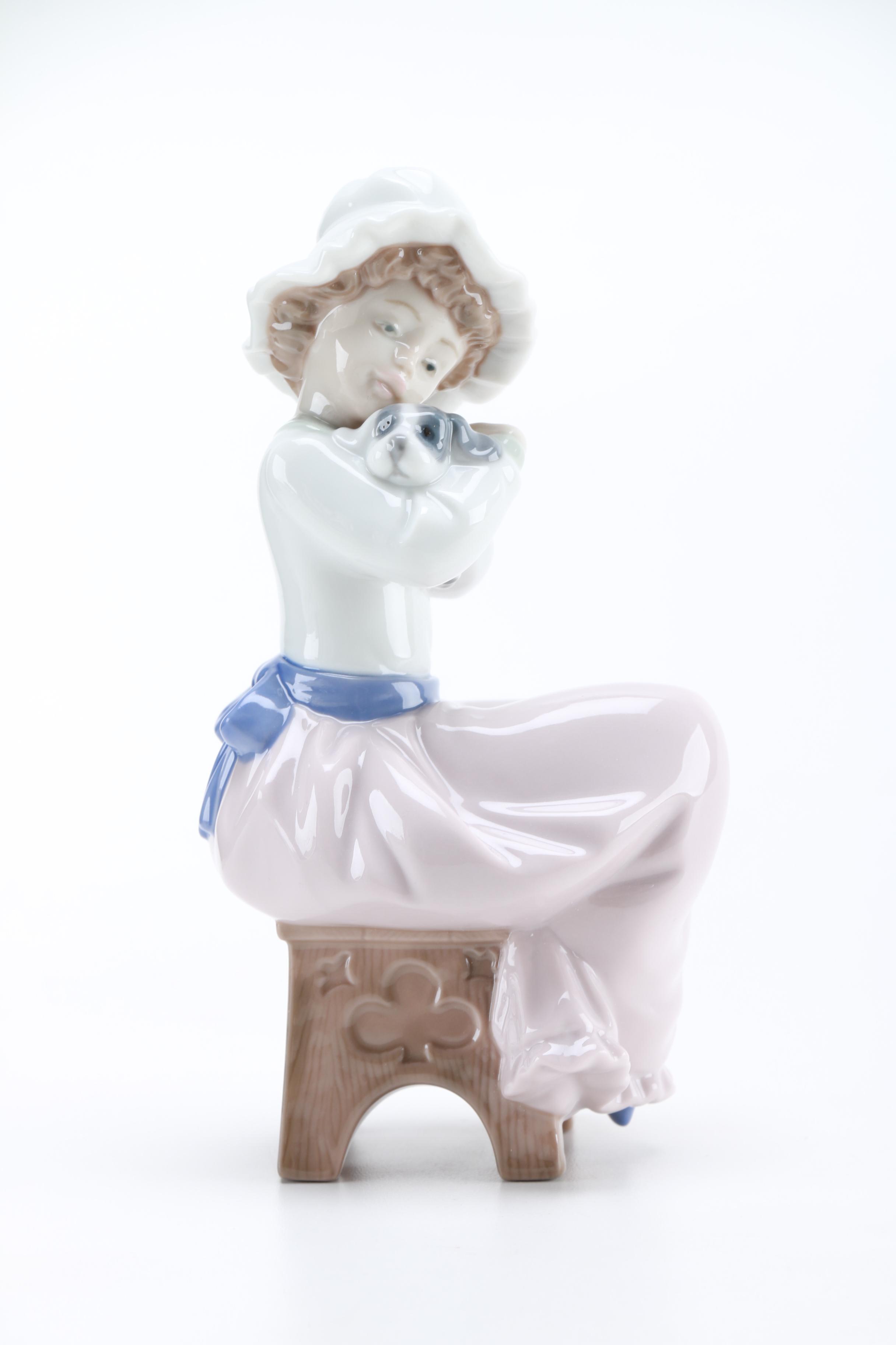 NAO Lladró Porcelain Figurine "A Big Hug"