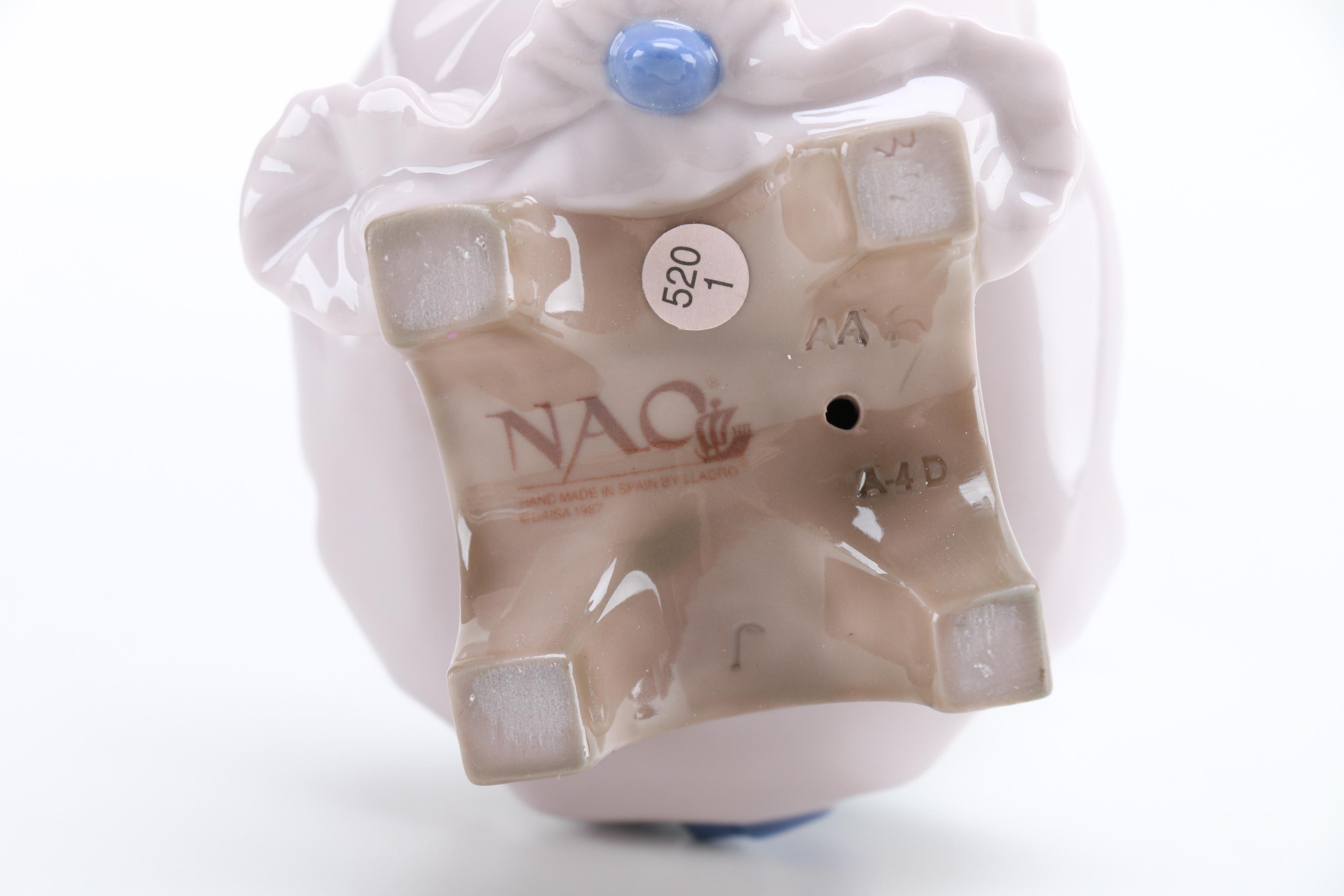 NAO Lladró Porcelain Figurine "A Big Hug"