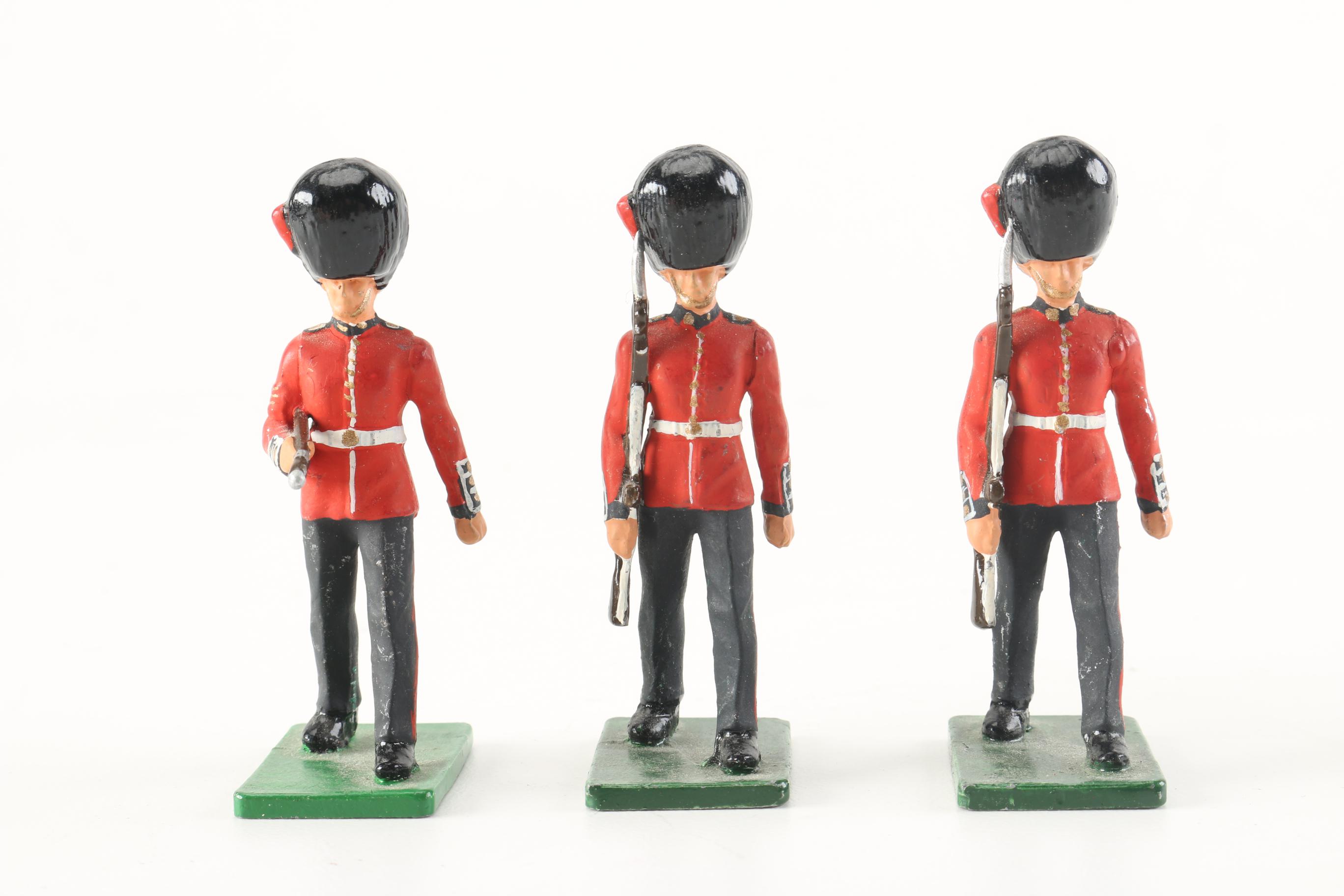 Metal Toy British Soldiers