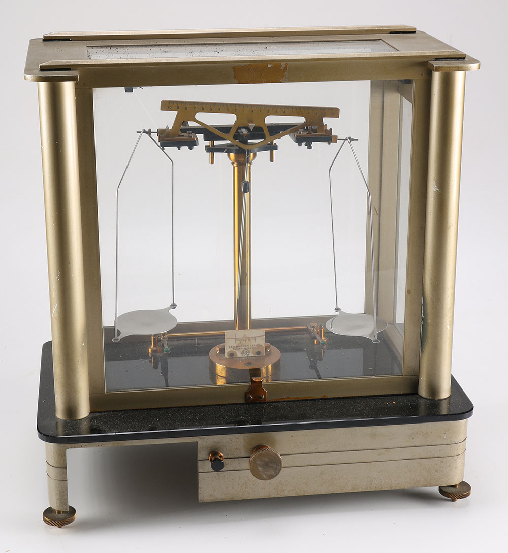 Seederer-Kohlbusch Inc. Antique Scientific Scale with Weights
