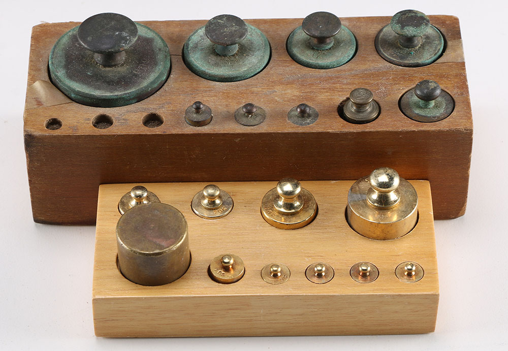 Seederer-Kohlbusch Inc. Antique Scientific Scale with Weights