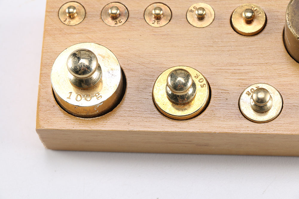 Seederer-Kohlbusch Inc. Antique Scientific Scale with Weights