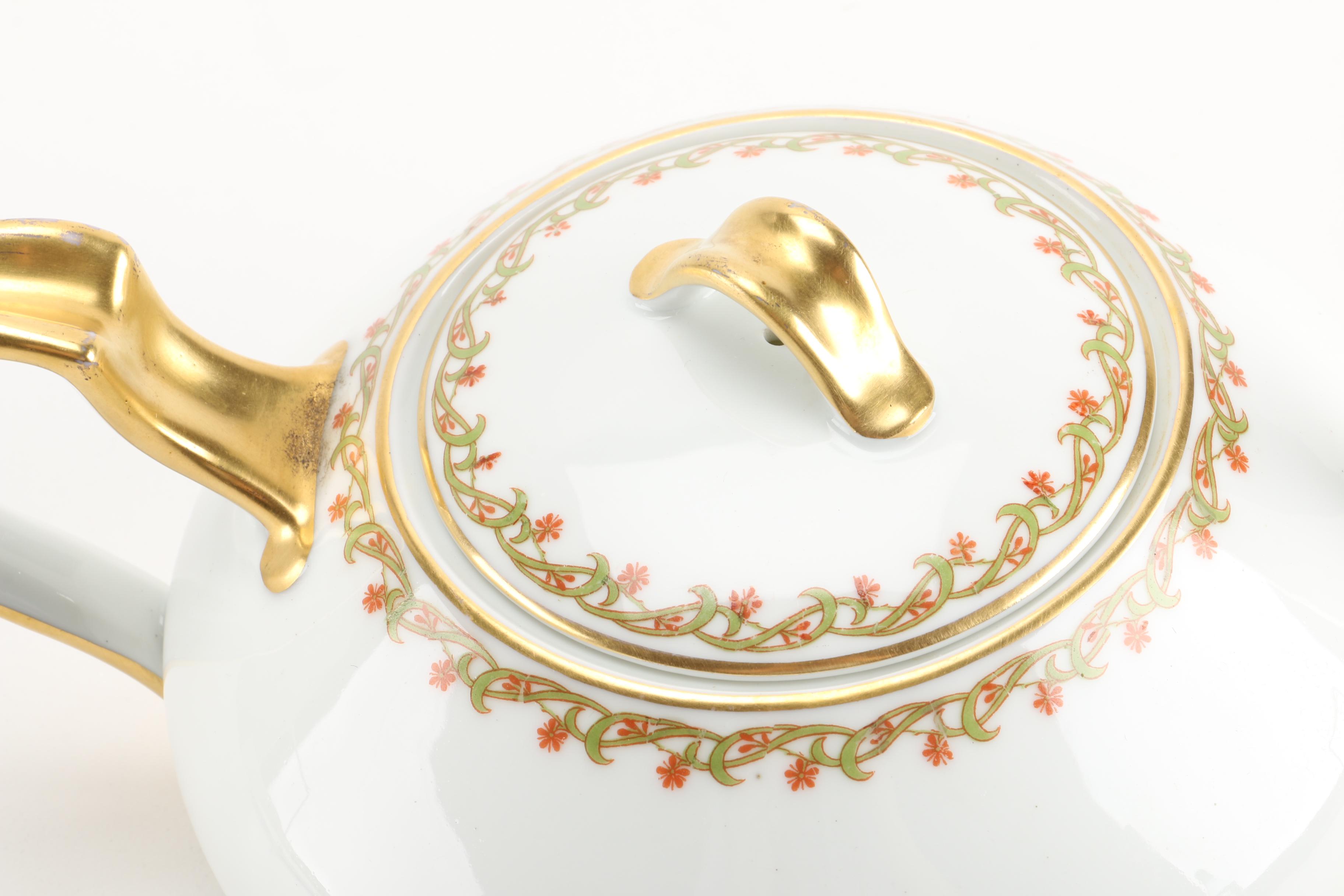 Haviland Limoges "Lisbon" Porcelain Teapot