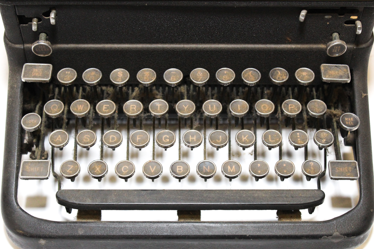 Vintage Royal Typewriter