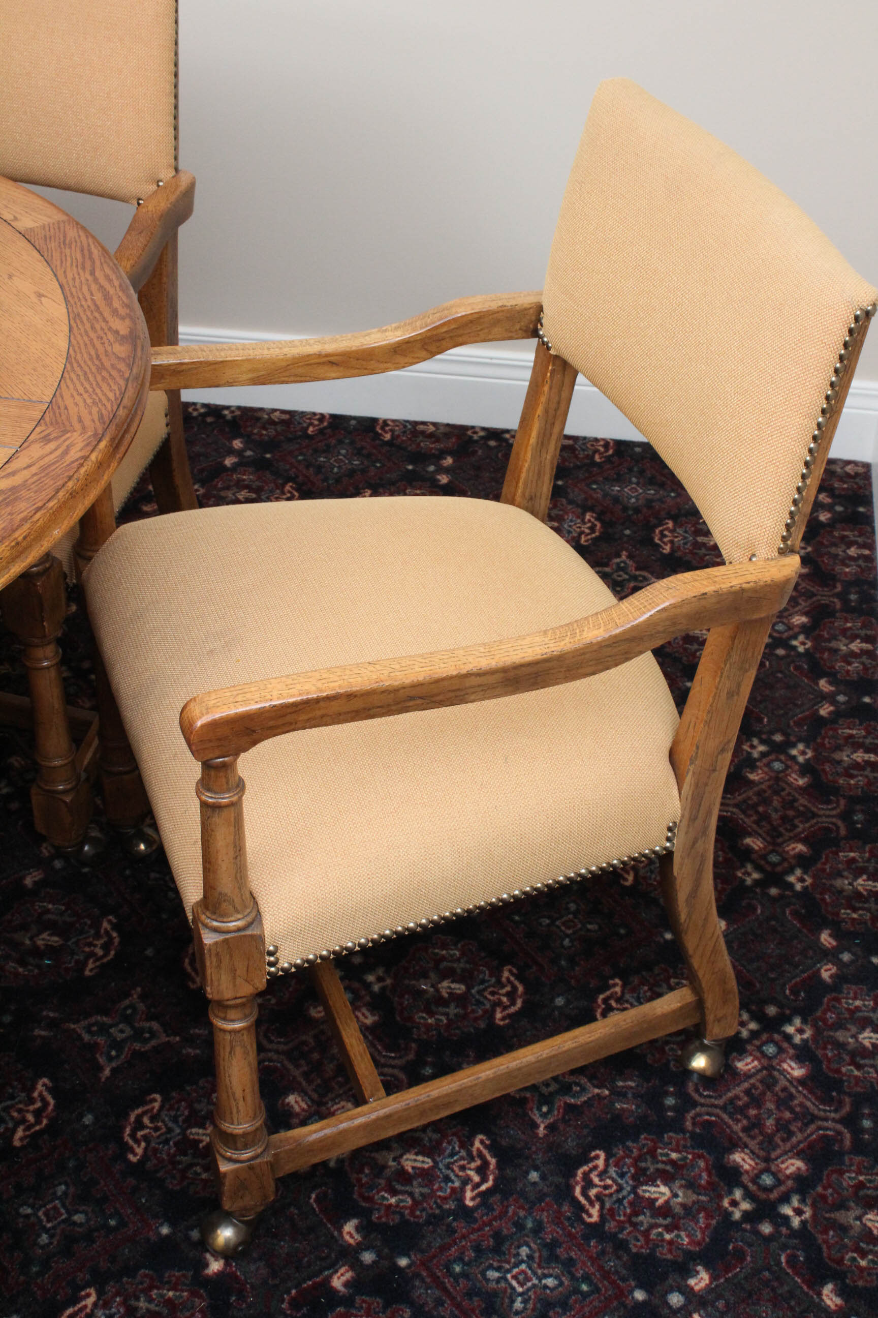 Chatham Oaks by Drexel Oak Table and Chairs