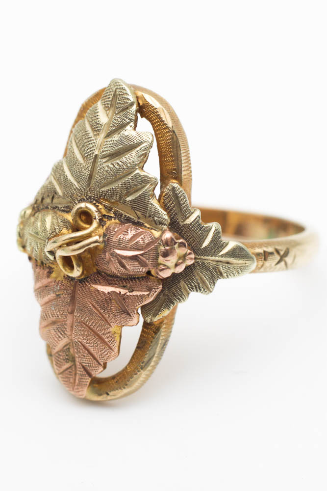 10K Black Hills Gold Ring