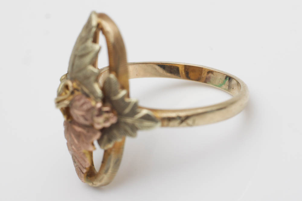 10K Black Hills Gold Ring