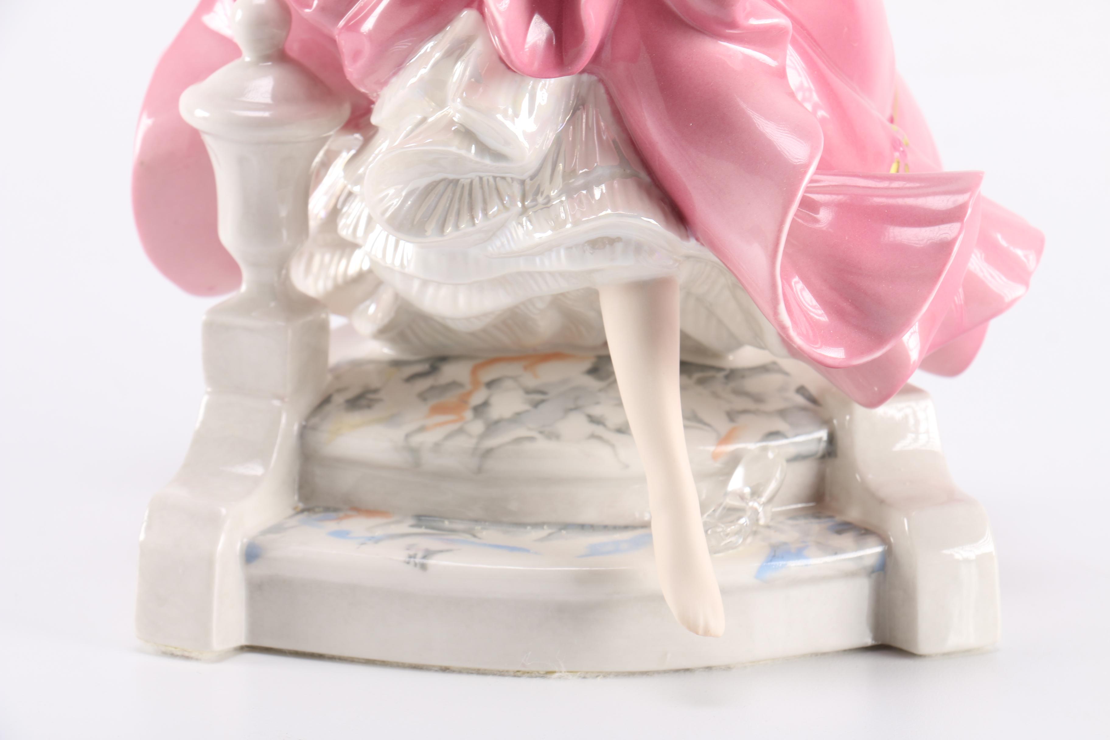 Franklin Mint Cinderella Porcelain Figurine