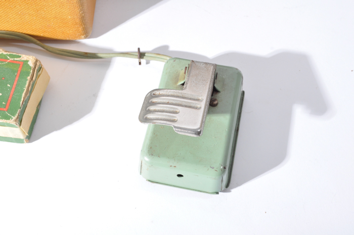 Vintage Green Singer Sewing Machine