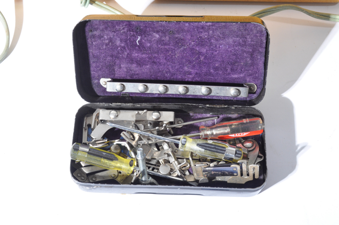 Vintage Green Singer Sewing Machine