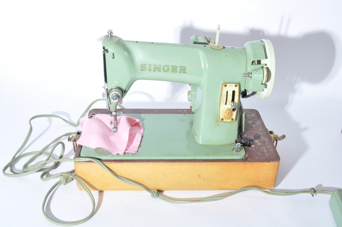 Vintage Green Singer Sewing Machine