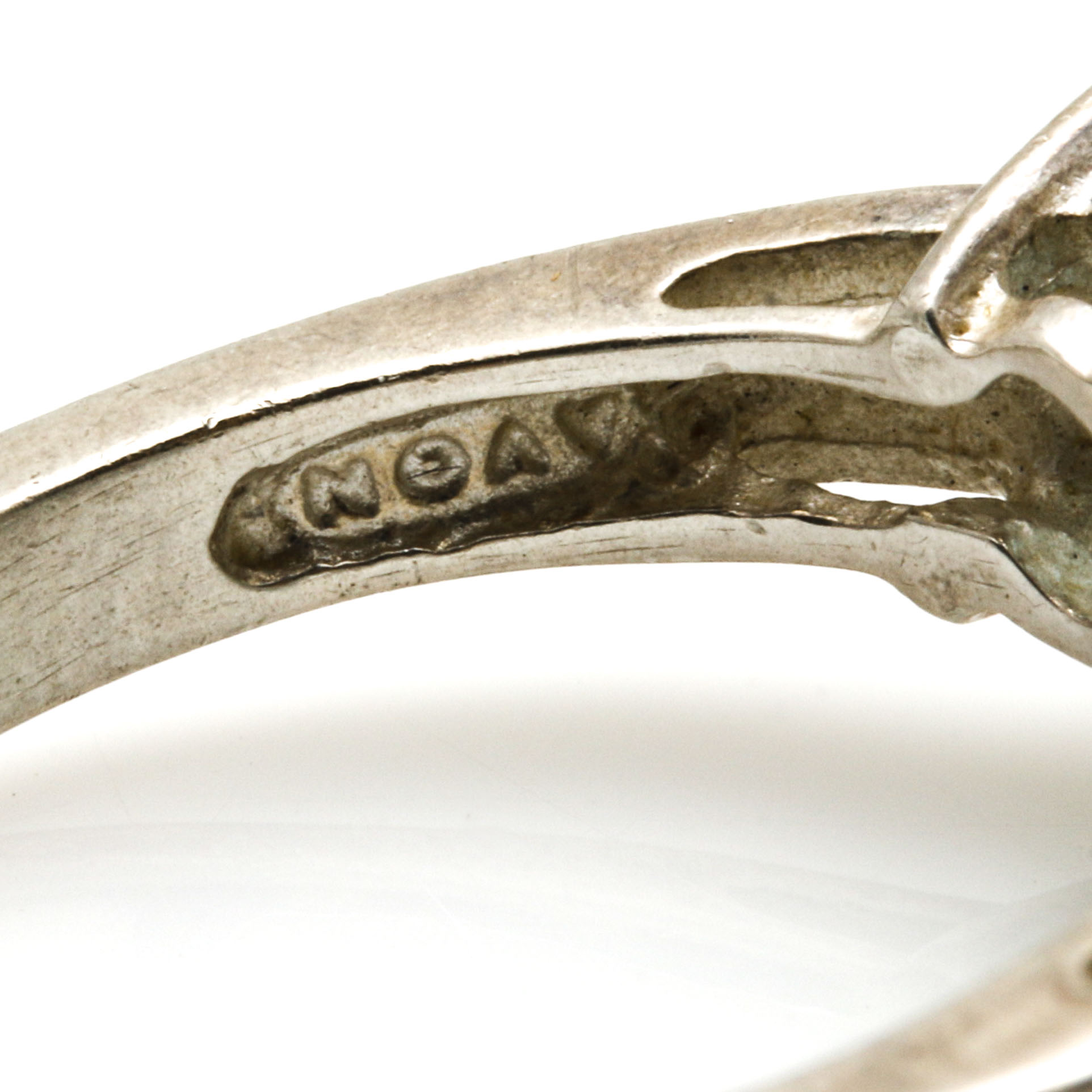 Avon Sterling Silver Blue Topaz and Jadeite Ring