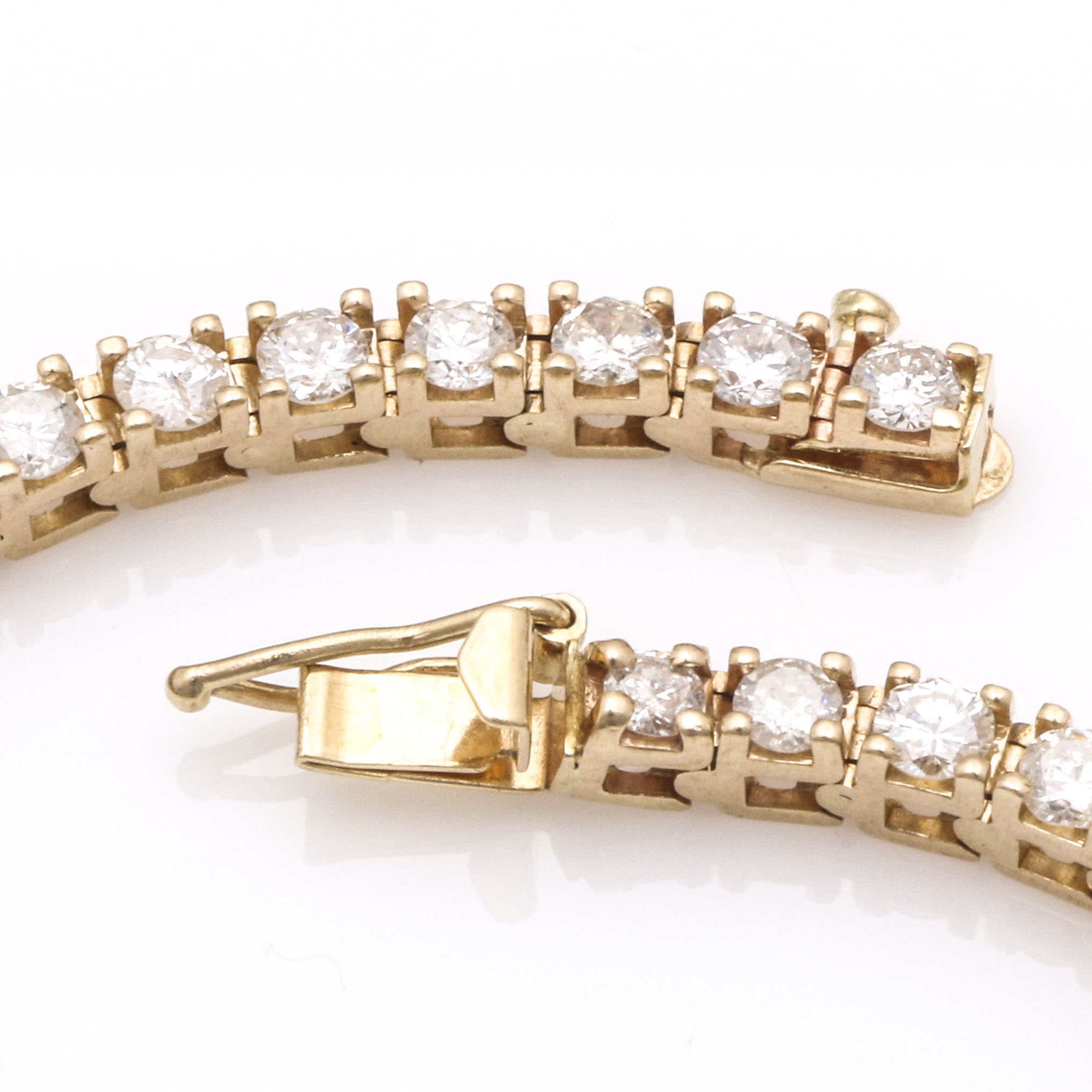 14K Yellow Gold Tennis Bracelet With Diamonds