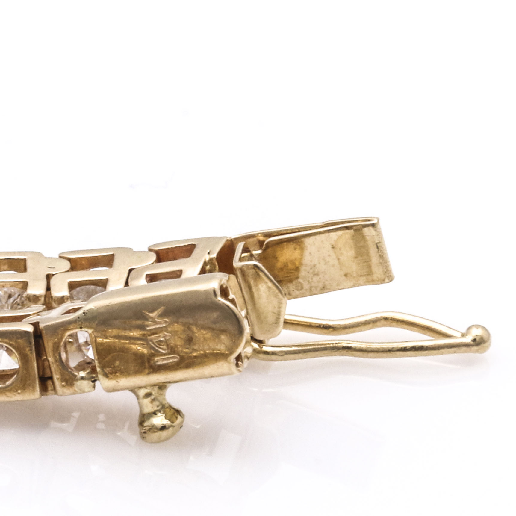 14K Yellow Gold Tennis Bracelet With Diamonds
