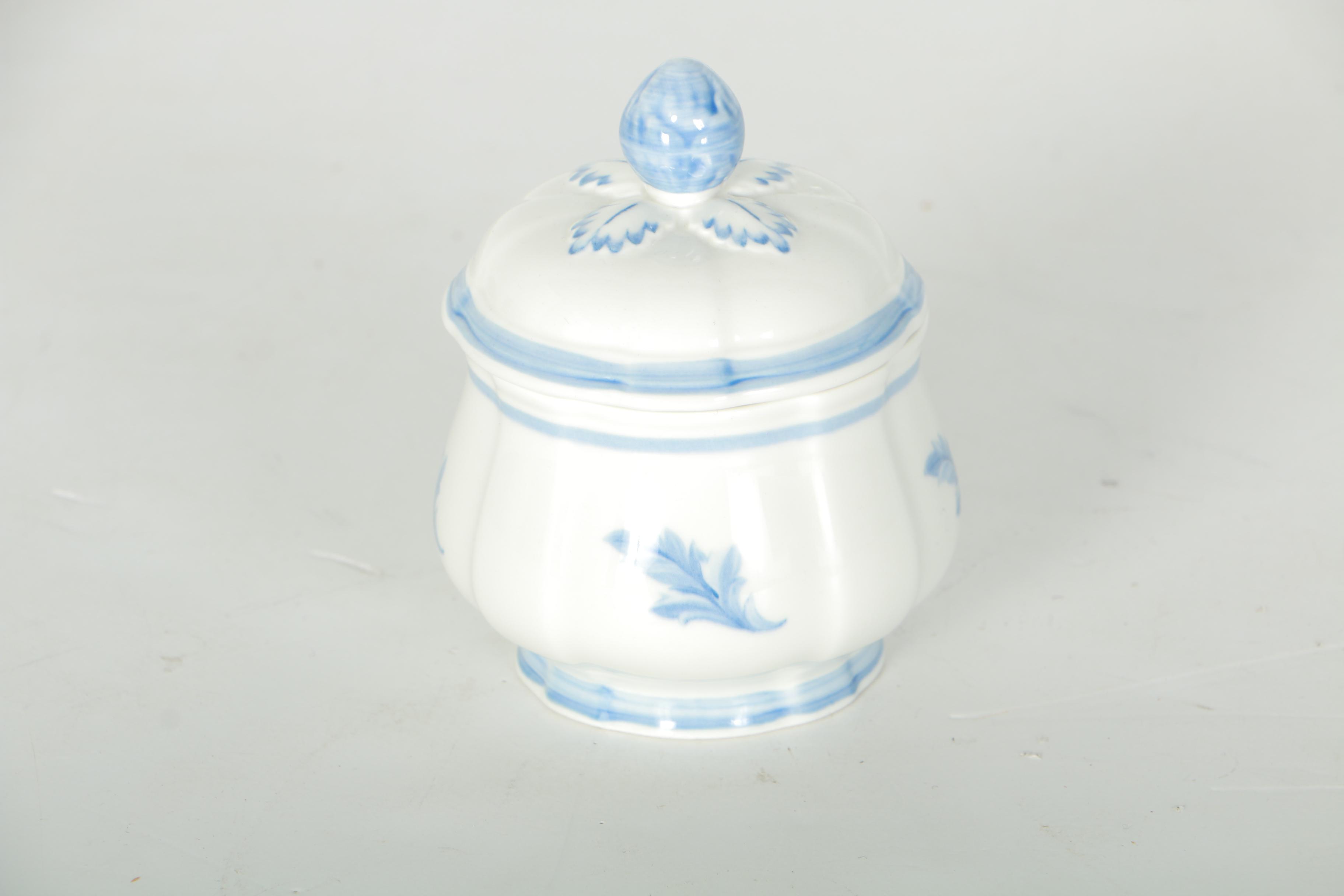 Villeroy & Boch "Casa Azul" China Set