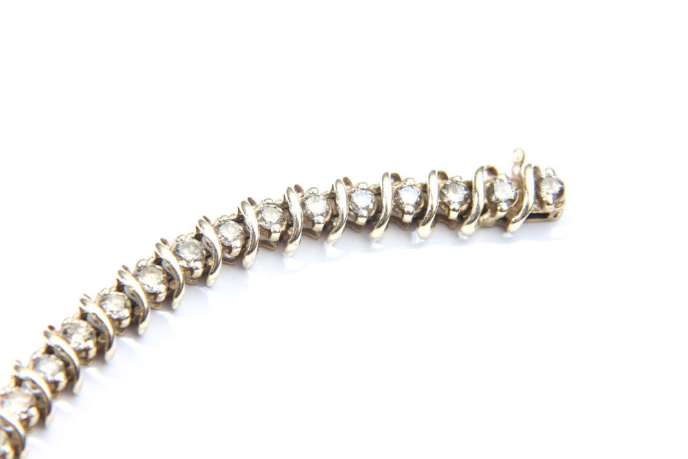 14K Gold and Diamond Tennis Bracelet