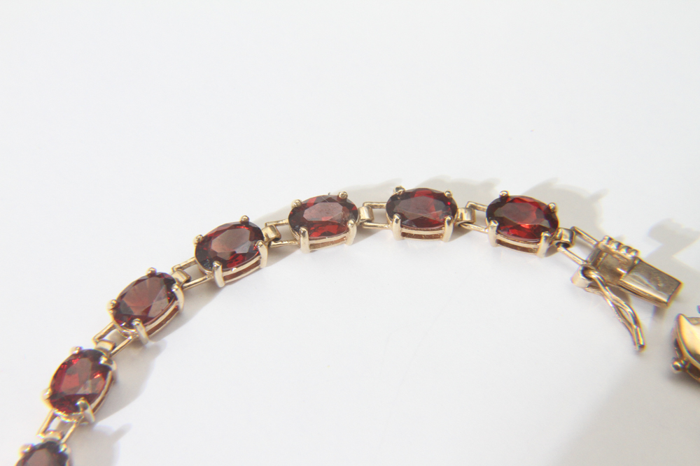 10K Gold and Garnet Tennis Bracelet