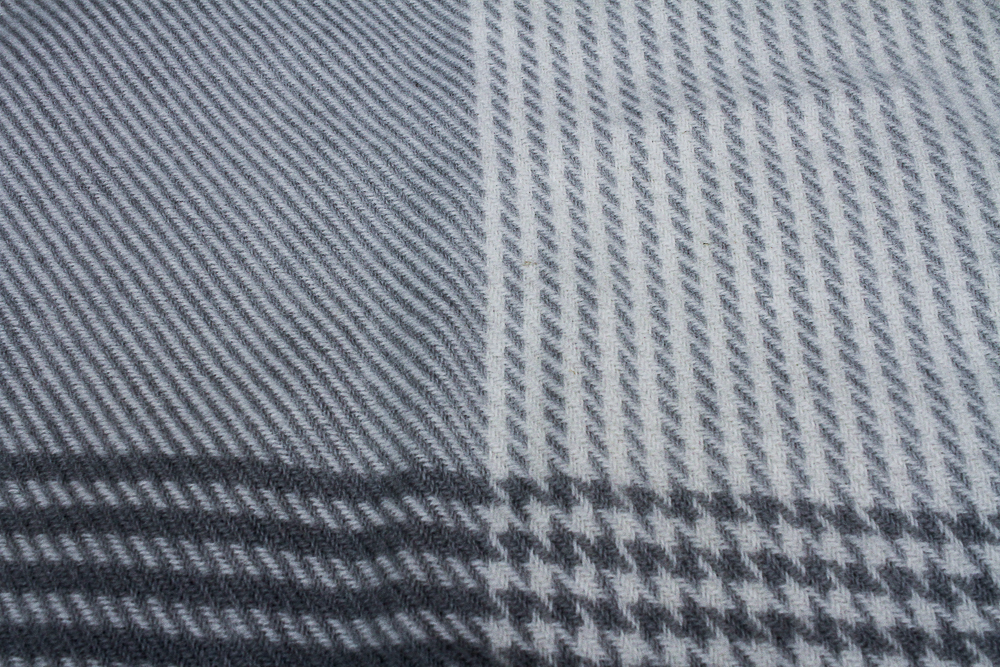 Roros Pledd Norwegian Wool Blanket