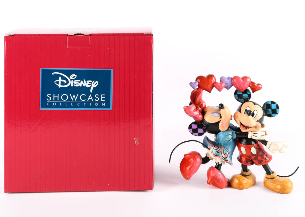DIsney Figurines of Mickey and Minnie in Love