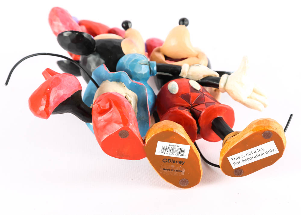 DIsney Figurines of Mickey and Minnie in Love