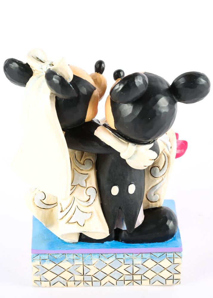 DIsney Figurines of Mickey and Minnie in Love