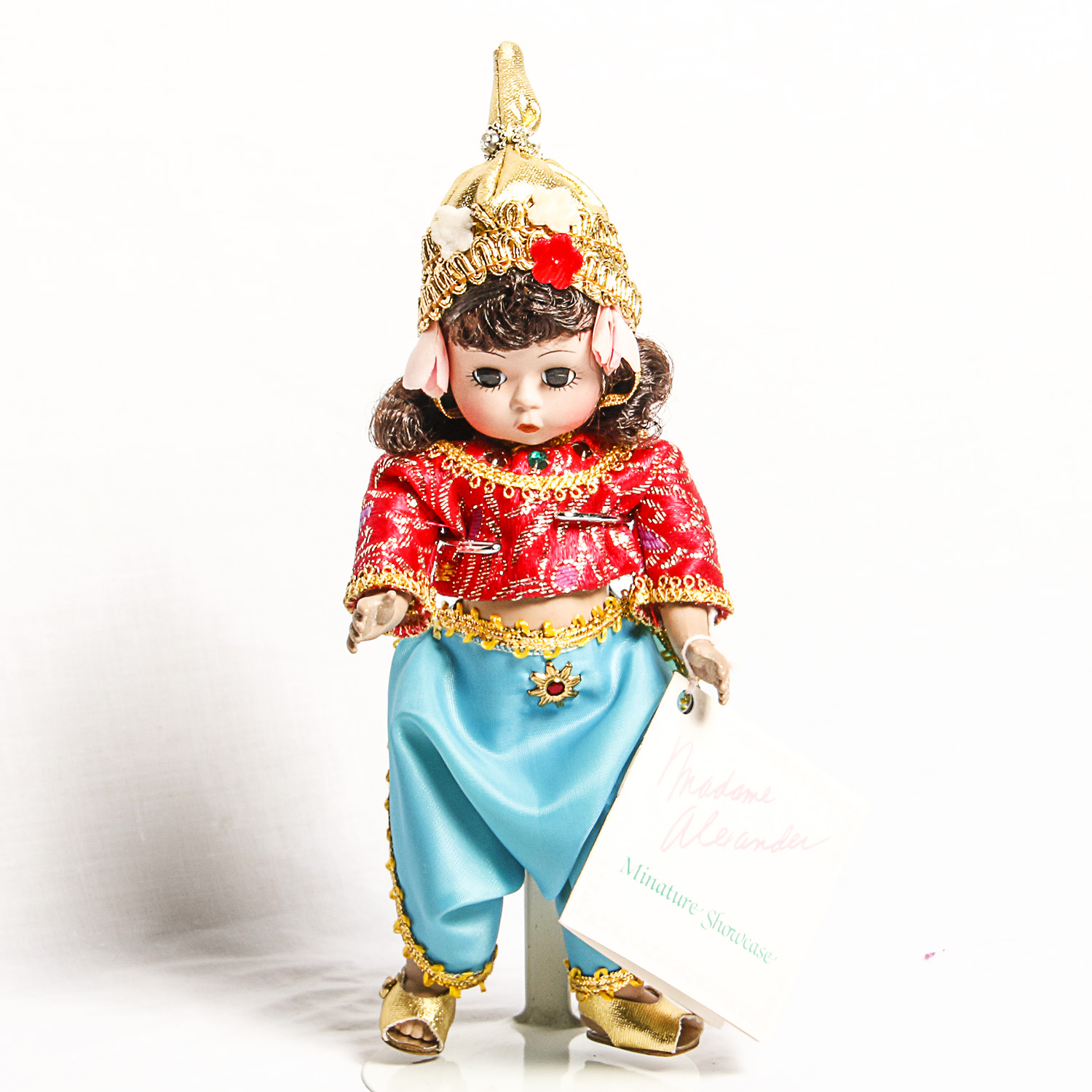 Pair of Madame Alexander International Series Dolls