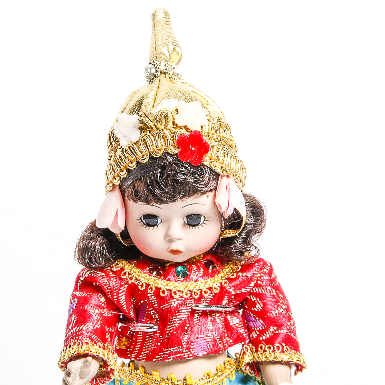 Pair of Madame Alexander International Series Dolls