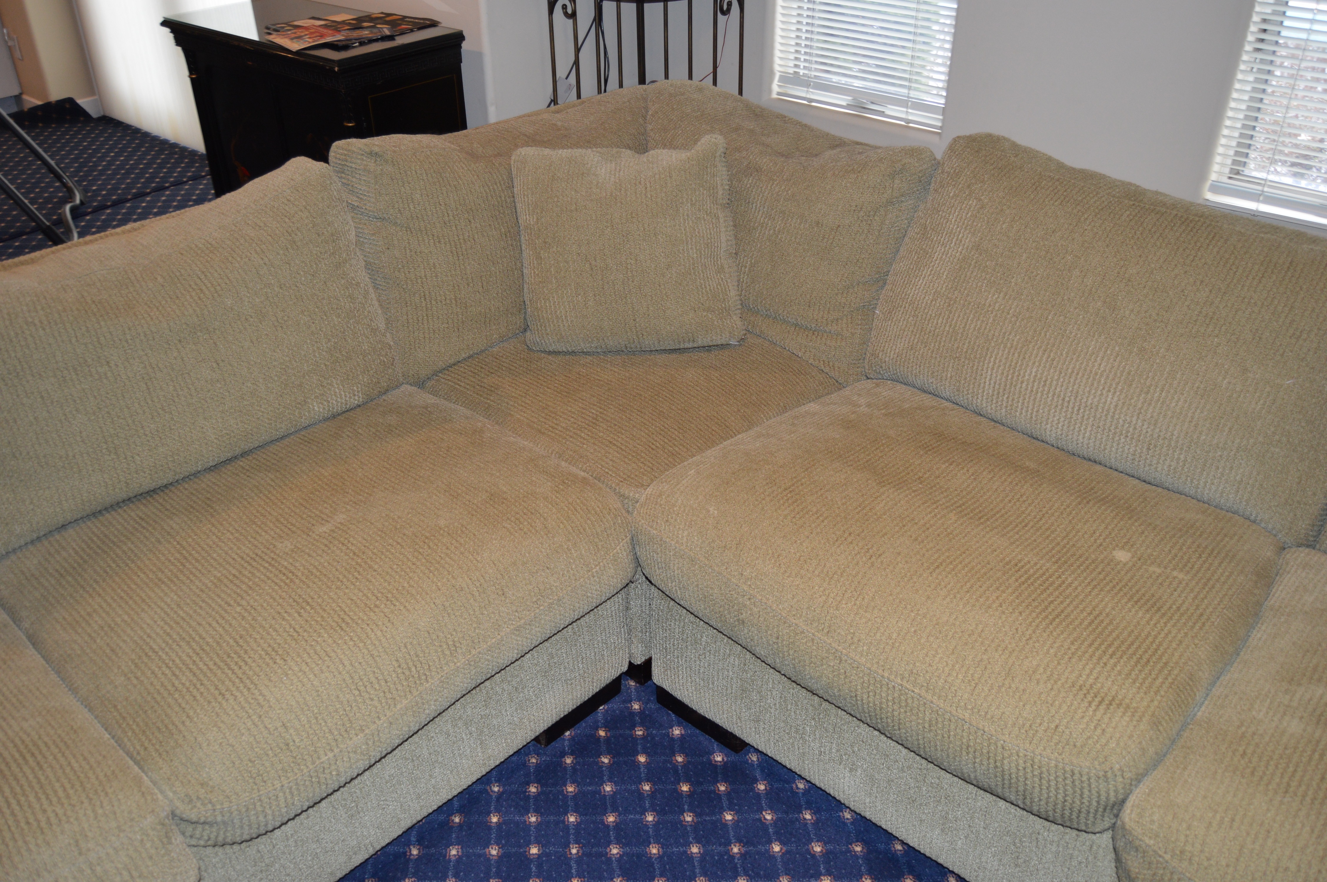 MaxHome Better by Design Sectional Sofa