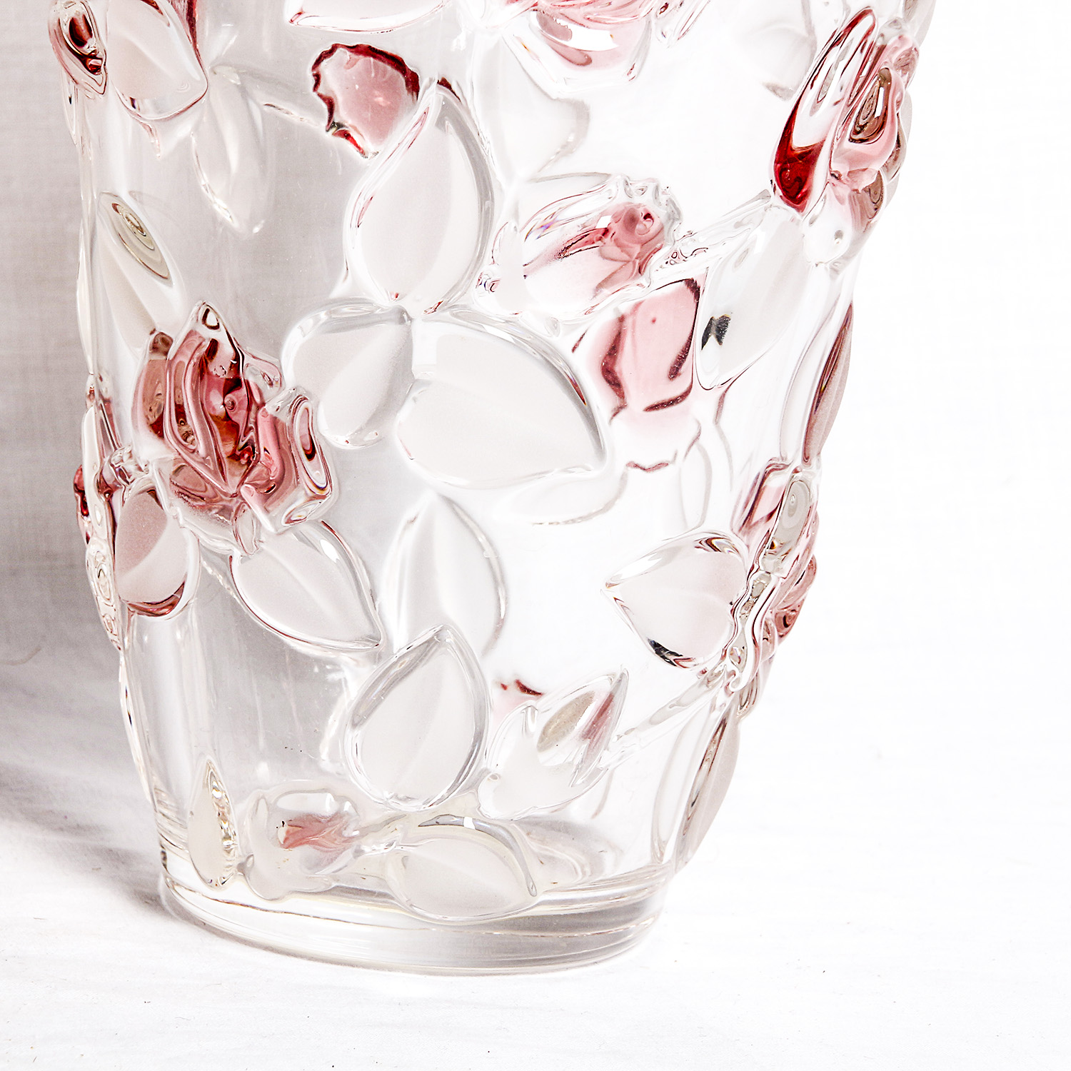 Mikasa Bella Rosa Pink Frost Vase
