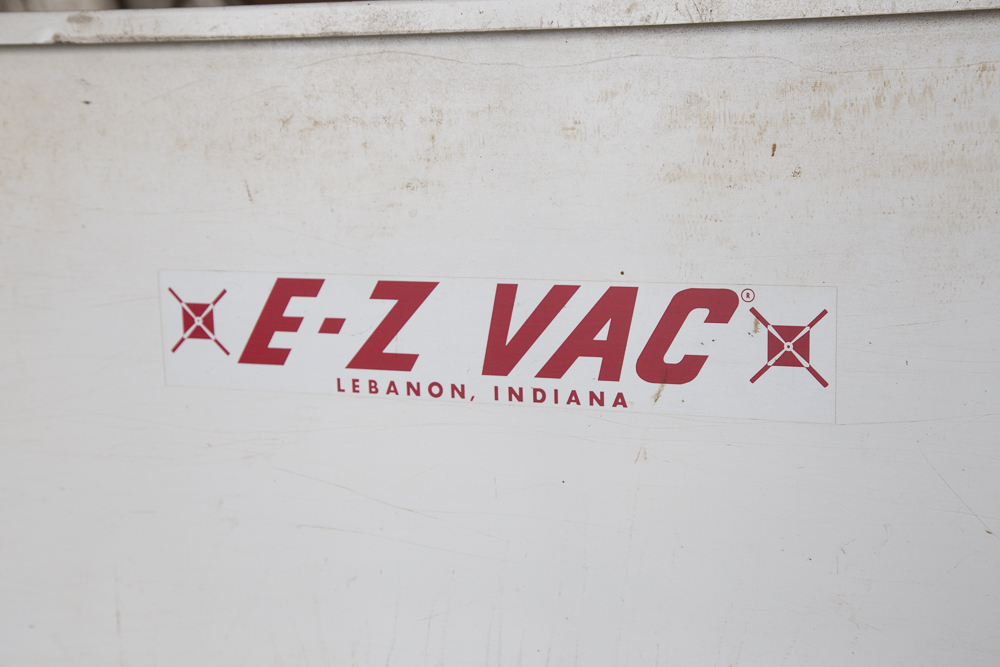 E-Z Vac Industrial Leaf Vacuum