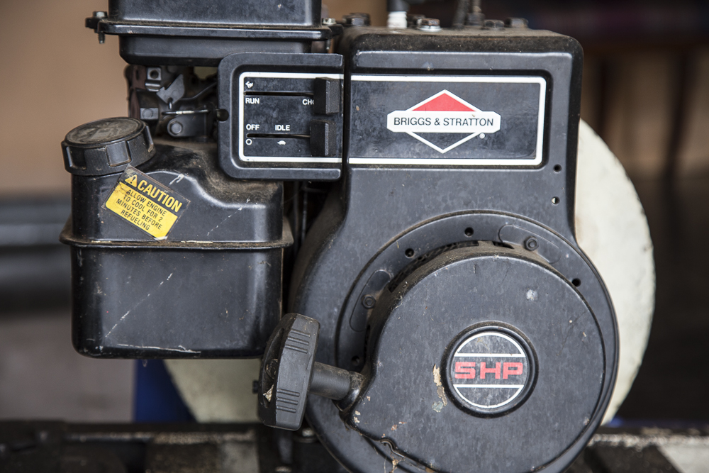 E-Z Vac Industrial Leaf Vacuum