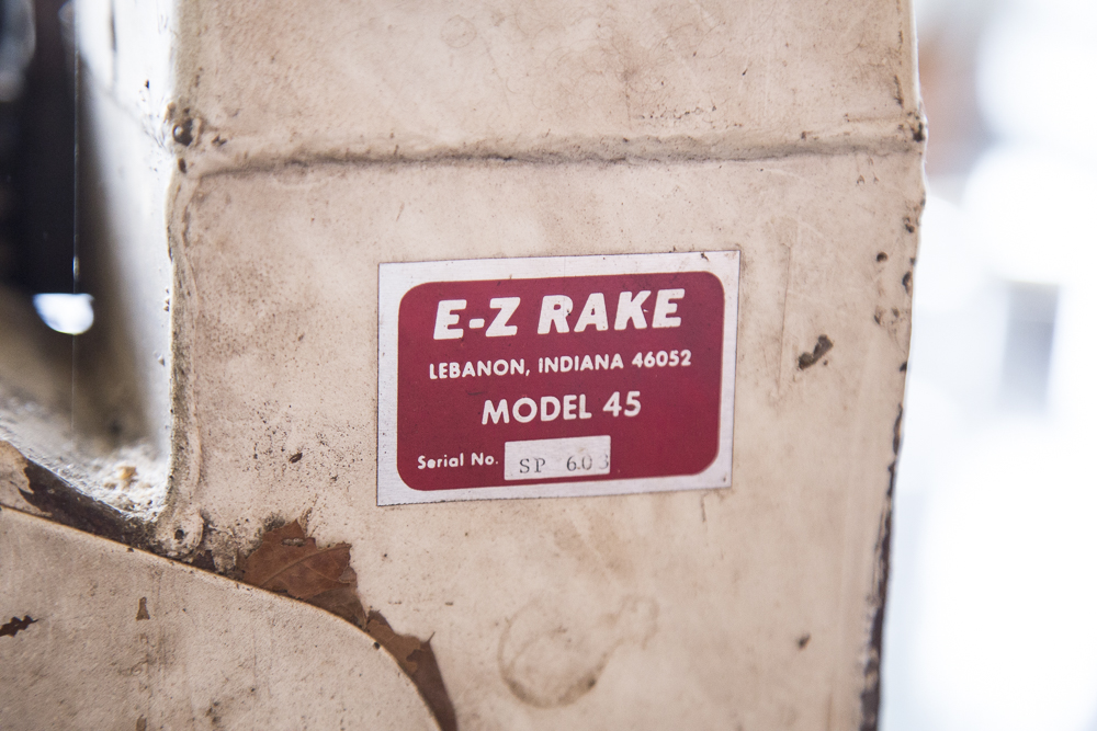 E-Z Vac Industrial Leaf Vacuum