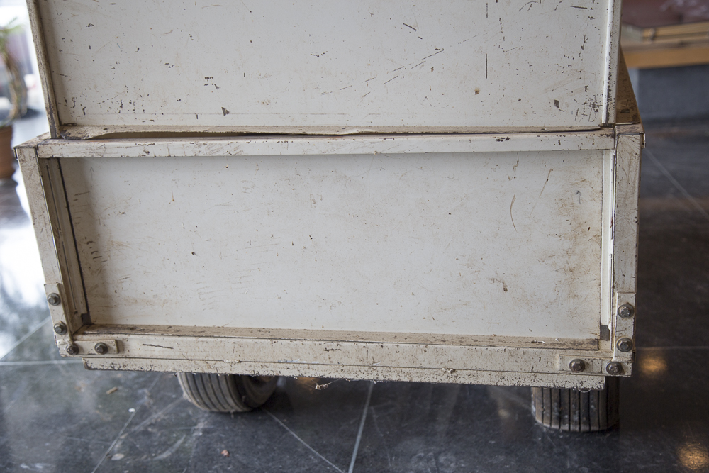 E-Z Vac Industrial Leaf Vacuum