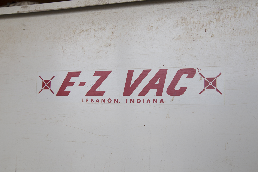 E-Z Vac Industrial Leaf Vacuum