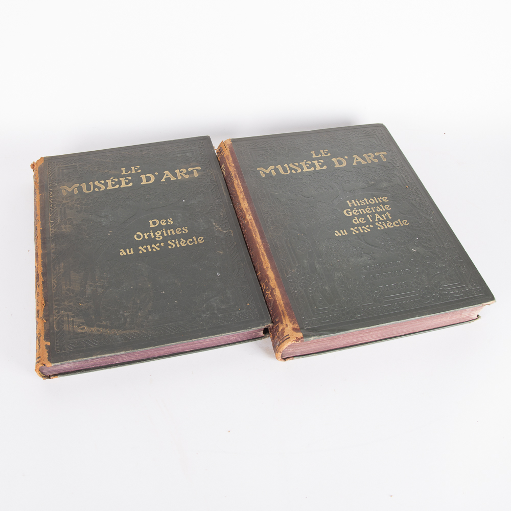 Set of Vintage "Le Musee D'Art" French Architecture Books