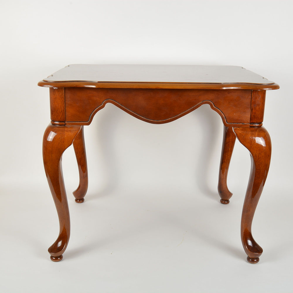 Queen Anne Style Side Table
