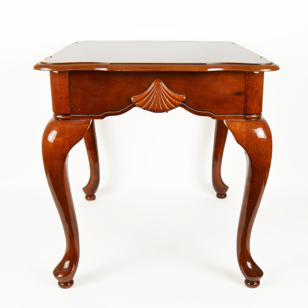 Queen Anne Style Side Table