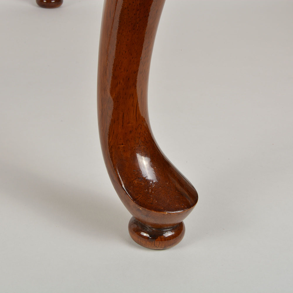 Queen Anne Style Side Table