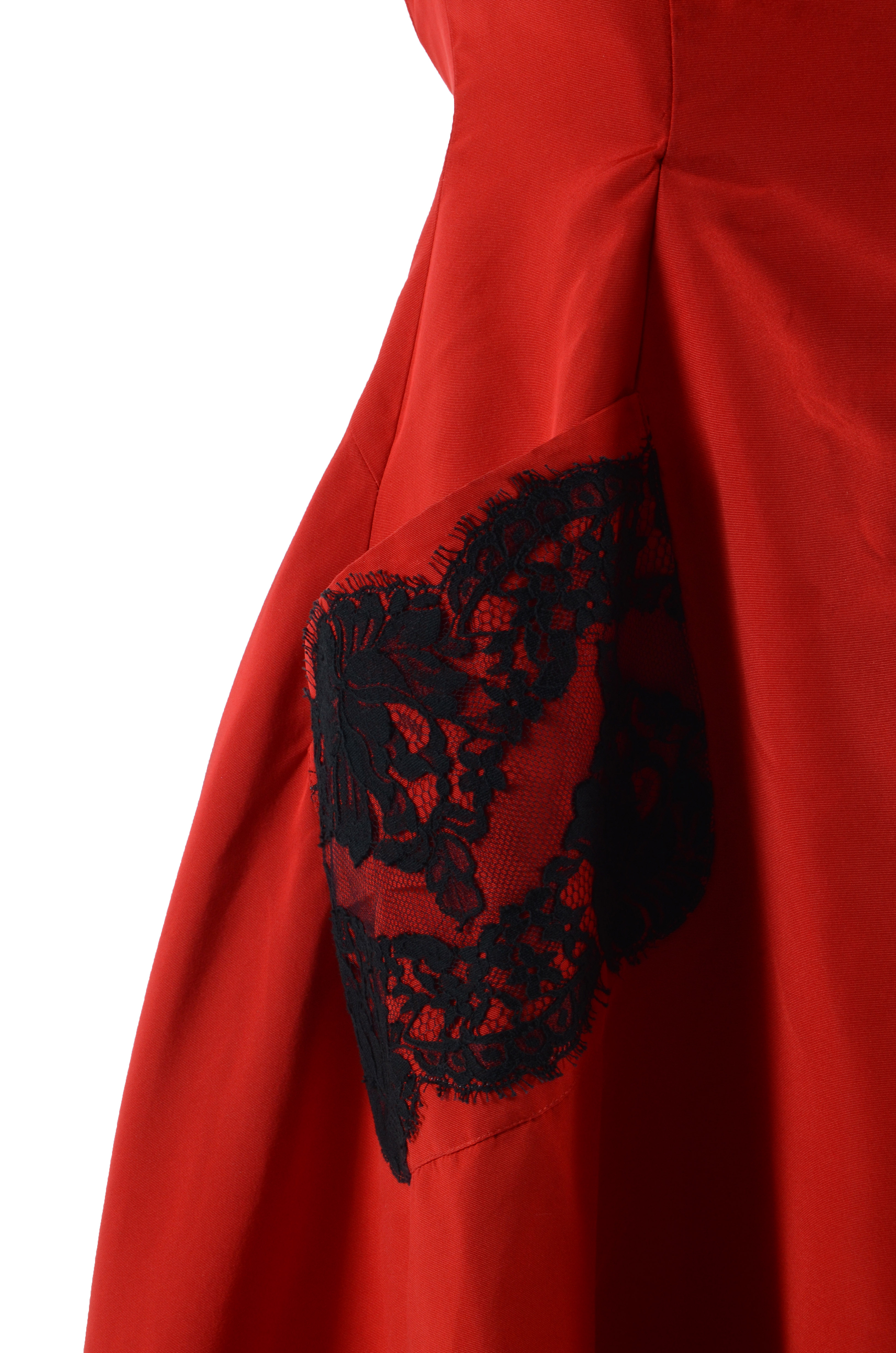 Exquisite Christian Lacroix of Paris Red Soie Silk Formal Gown with Black Lace