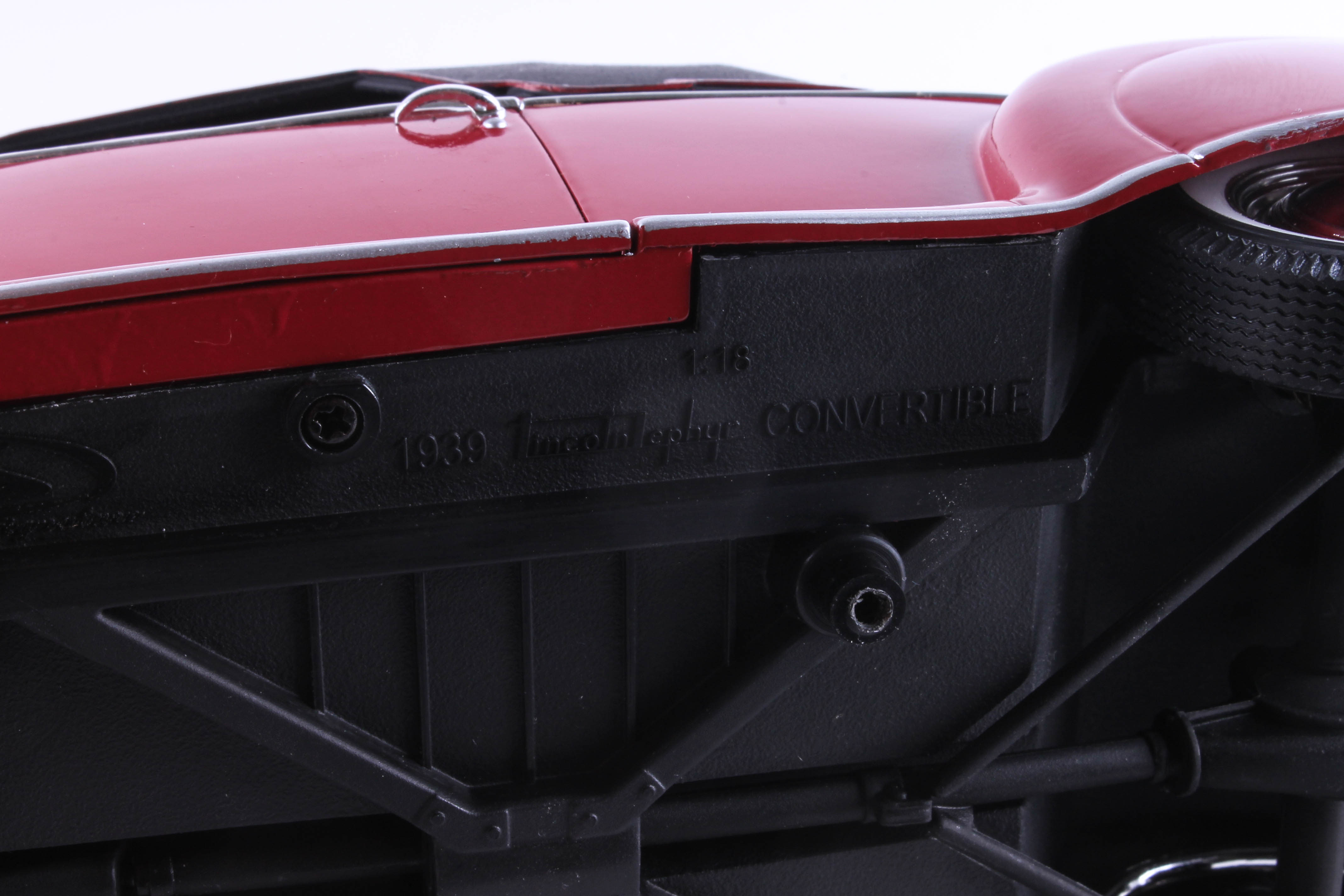 Set of Three Die-Cast 1930's Model Cars by Signature Models