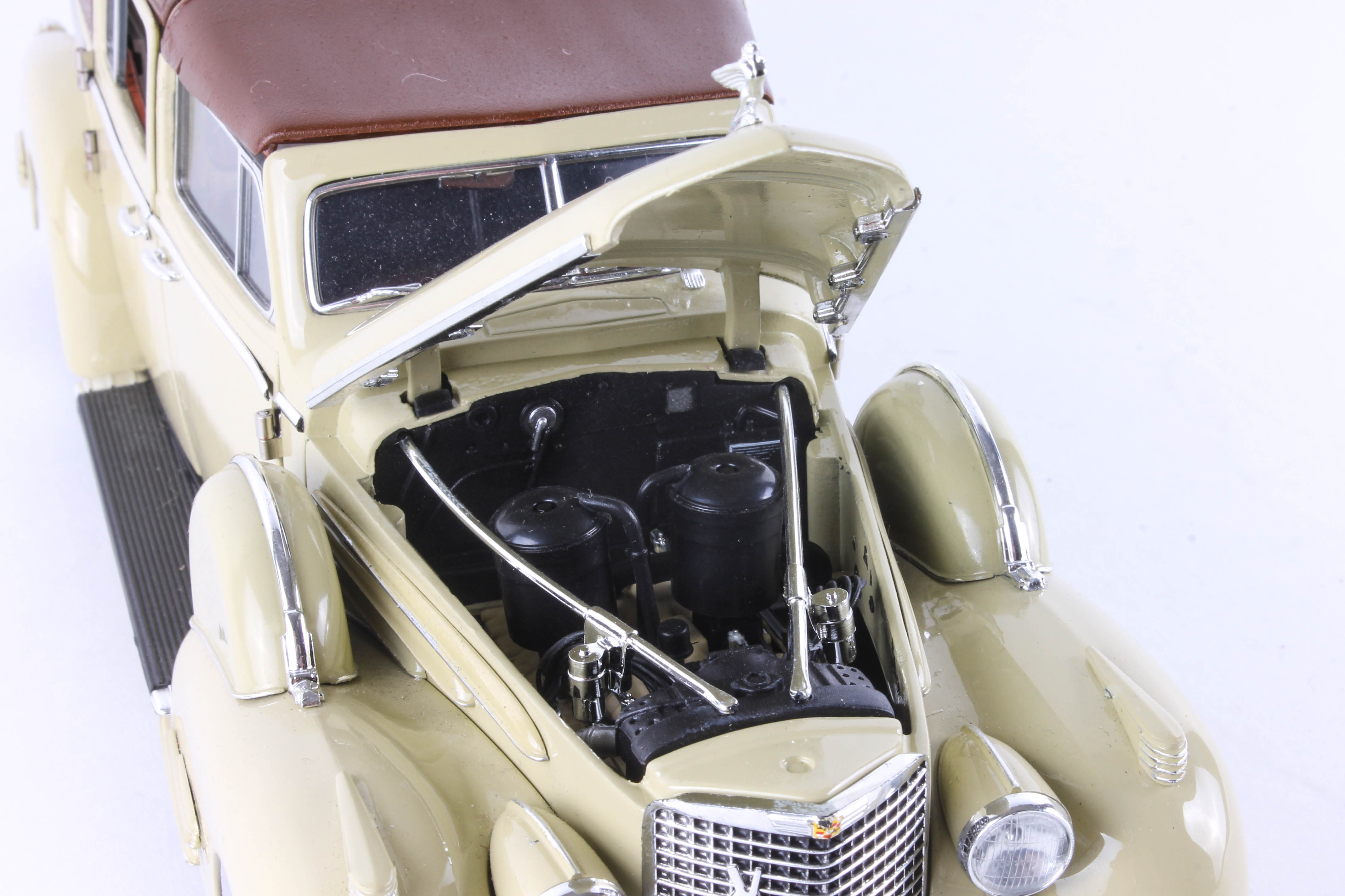 Set of Three Die-Cast 1930's Model Cars by Signature Models