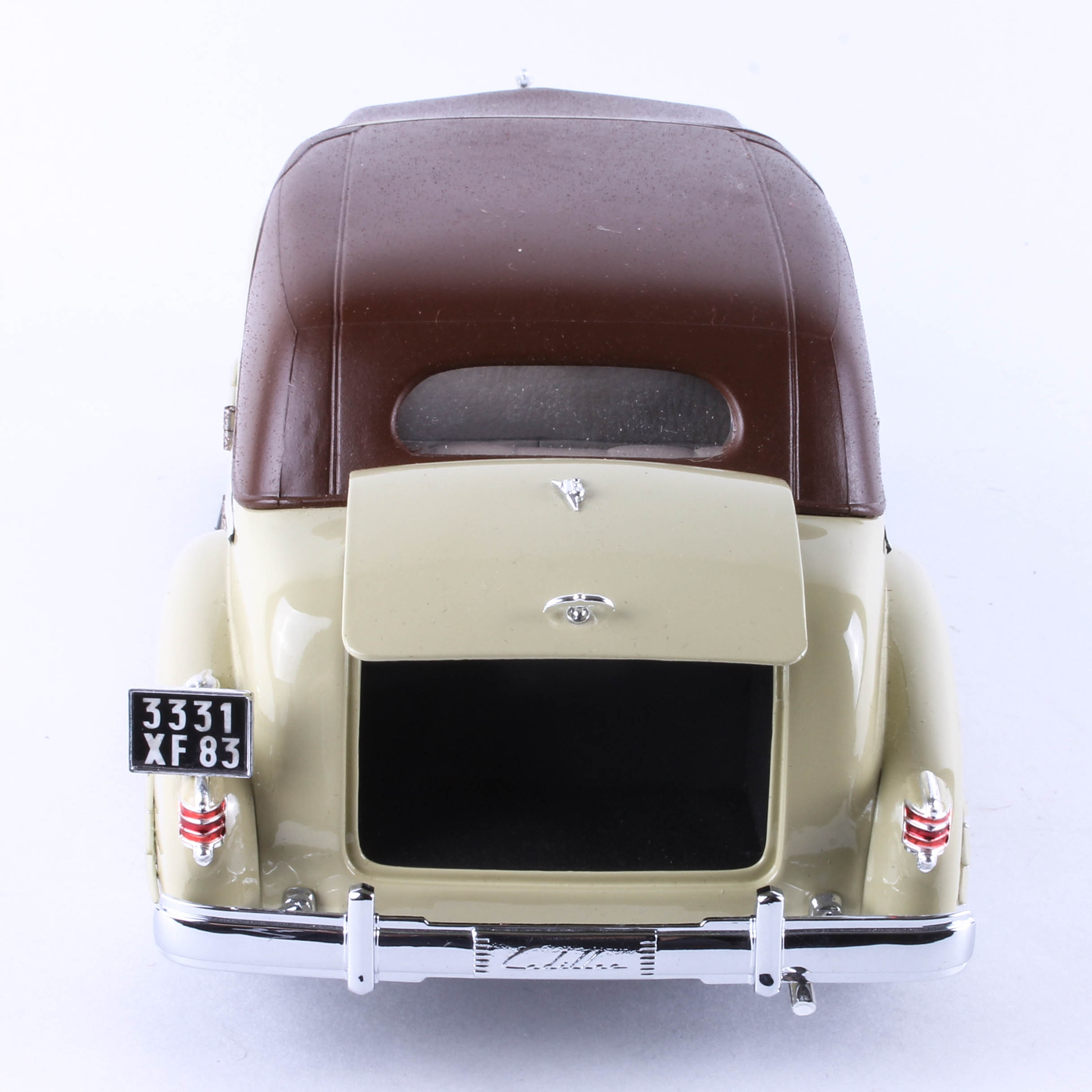 Set of Three Die-Cast 1930's Model Cars by Signature Models