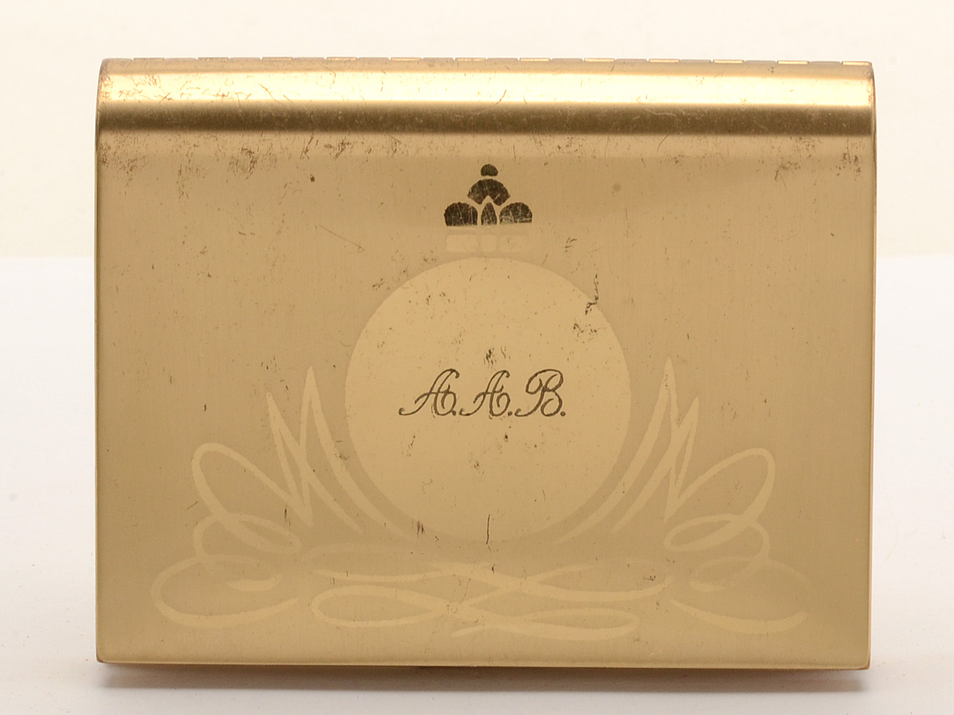 Pairing of Vintage Gold-Tone Makeup Compacts Including Lentheric