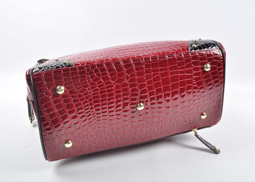 Samantha Brown Rolling Suitcase with Tote and Accessory Bags