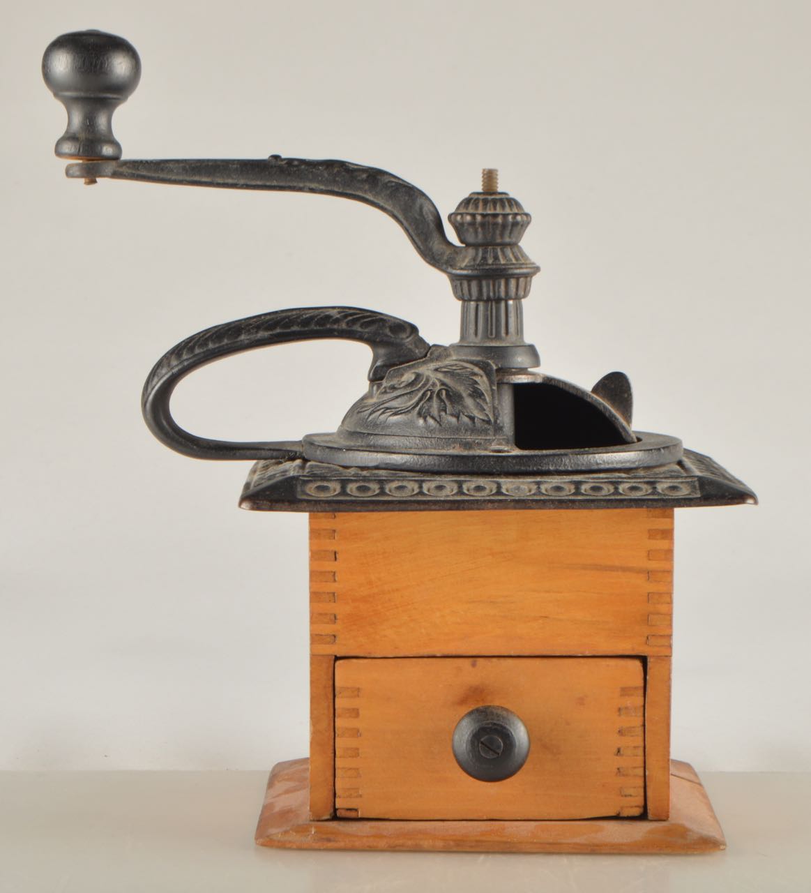 Vintage Coffee Grinder and Grinder Lamp