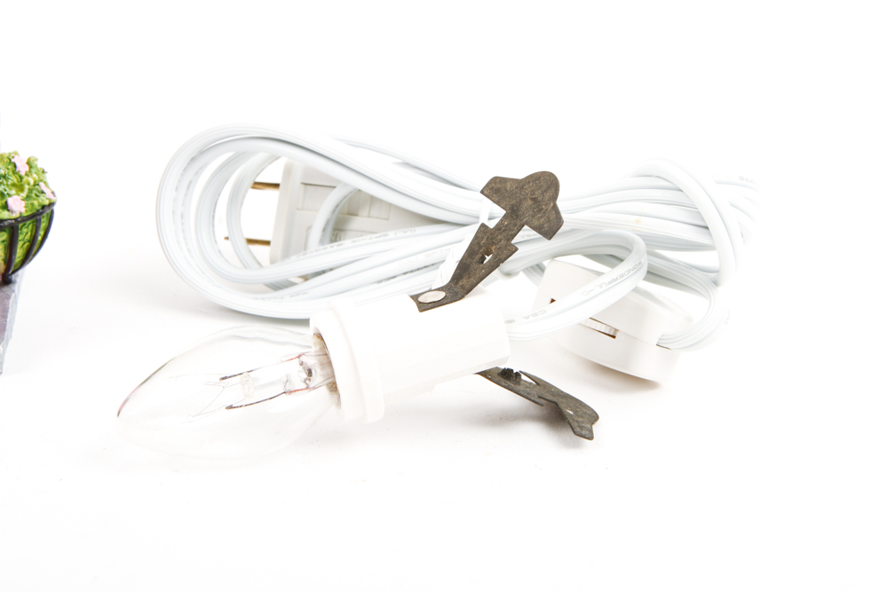 Department 56 Storybook Village Collection House "Eloise At Home"