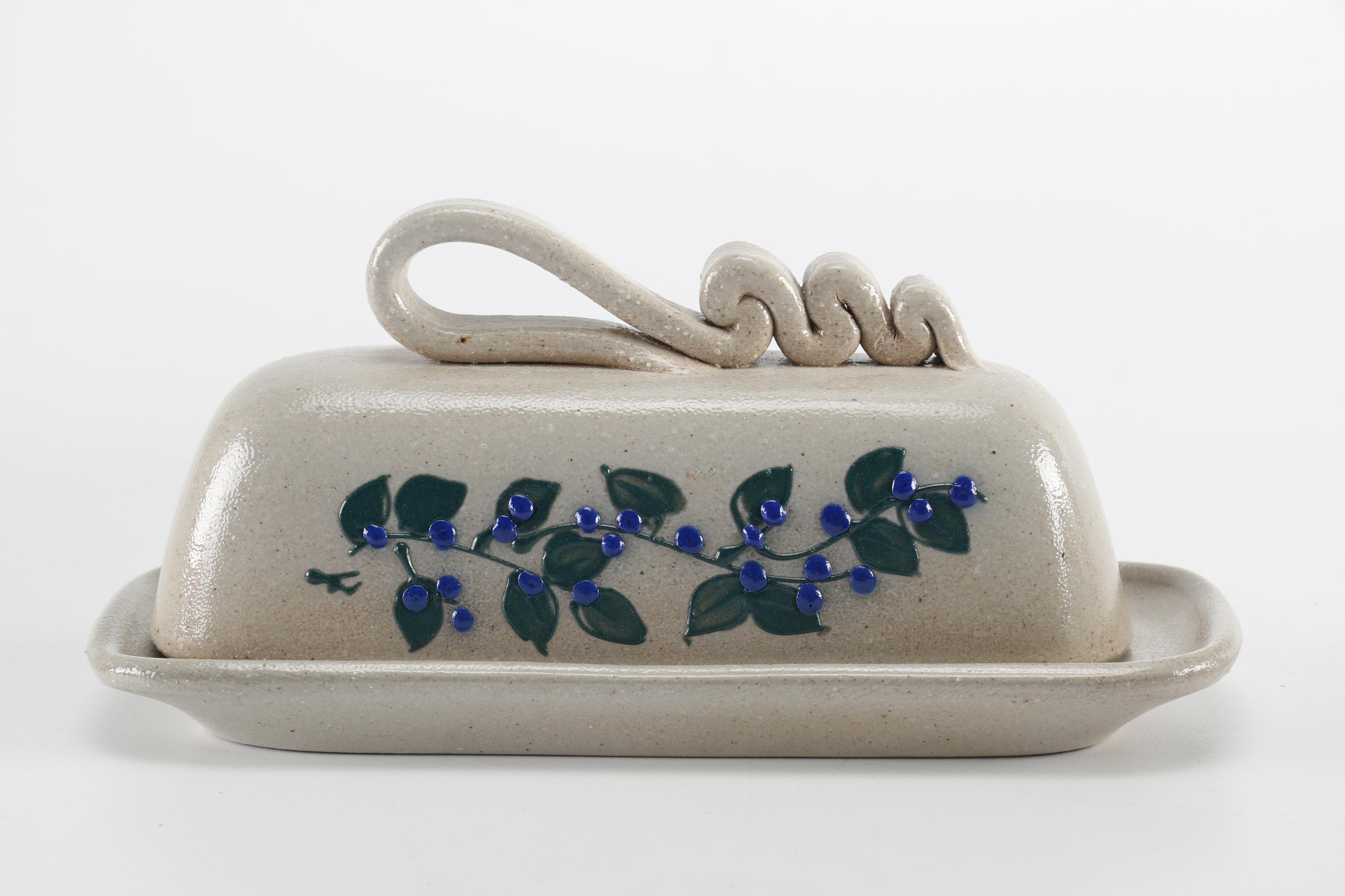 Salmon Falls Stoneware Kitchenware